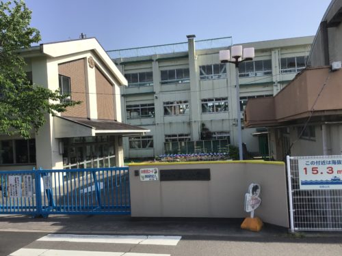 直川小学校 253m(周辺)
