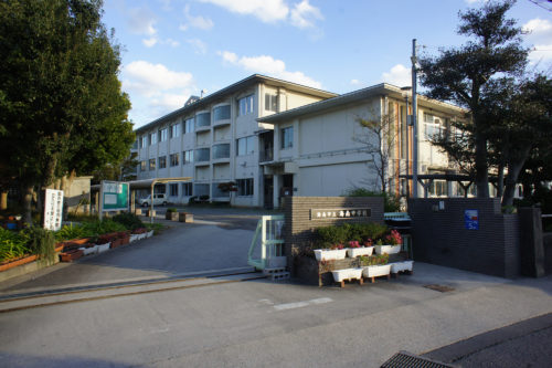 海南市立海南中学校  613m(周辺)