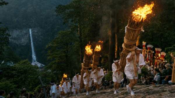 世界遺産・那智の扇祭りの見どころと混雑対策