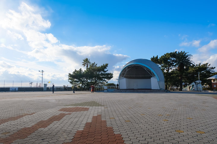 田辺の海鮮直売所と扇ヶ浜公園